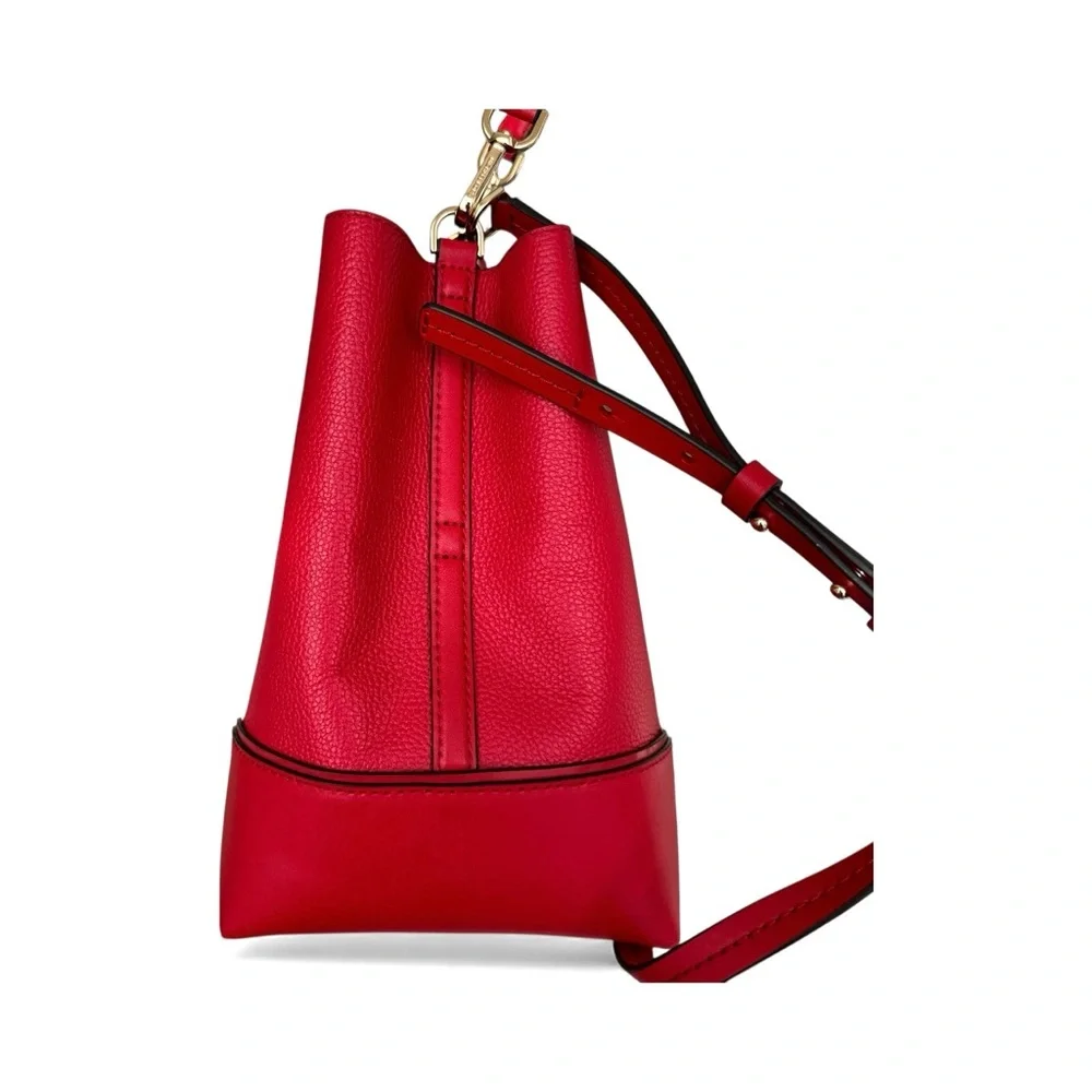 🆕 Michael Kors Mercer Gallery Red Bucket Bag